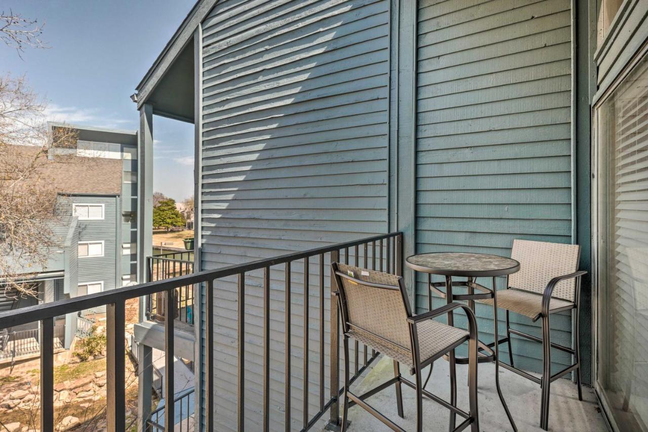 Idyllic Montgomery Condo With Pool And Lake View! Kültér fotó