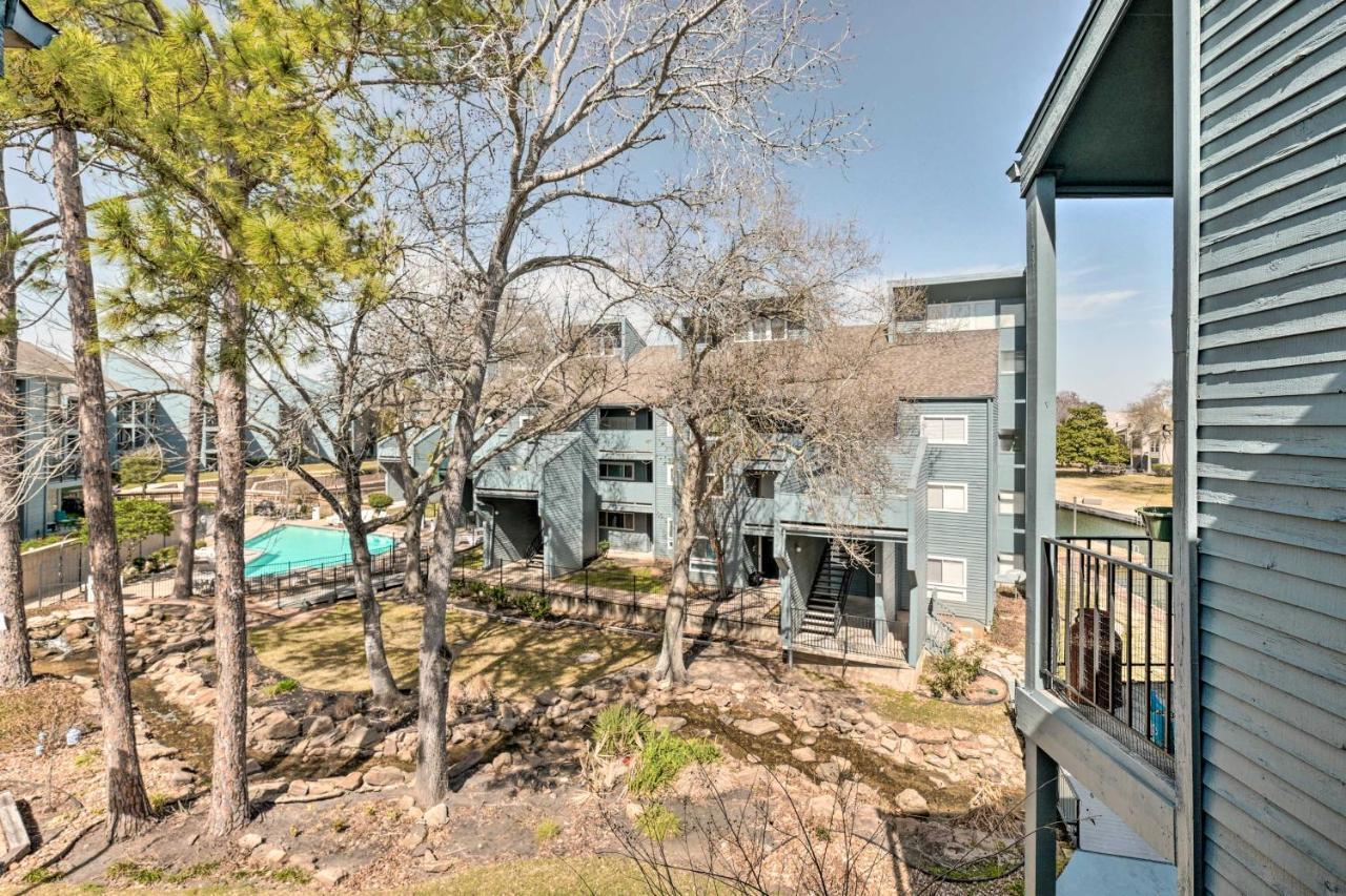Idyllic Montgomery Condo With Pool And Lake View! Kültér fotó